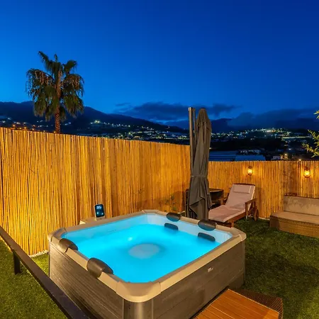 The Secret Garden - Jacuzzi Privata E Relax A Lägenhet